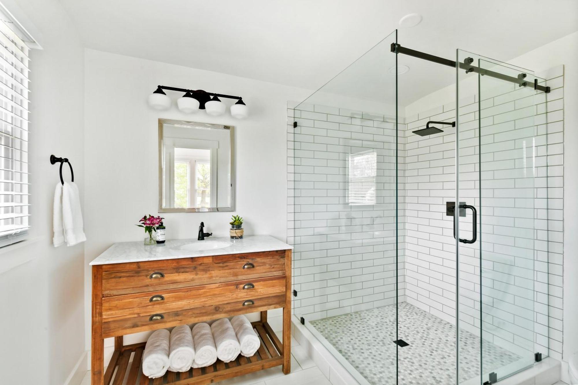 The Farmhouse Inn Buckhead Room photo