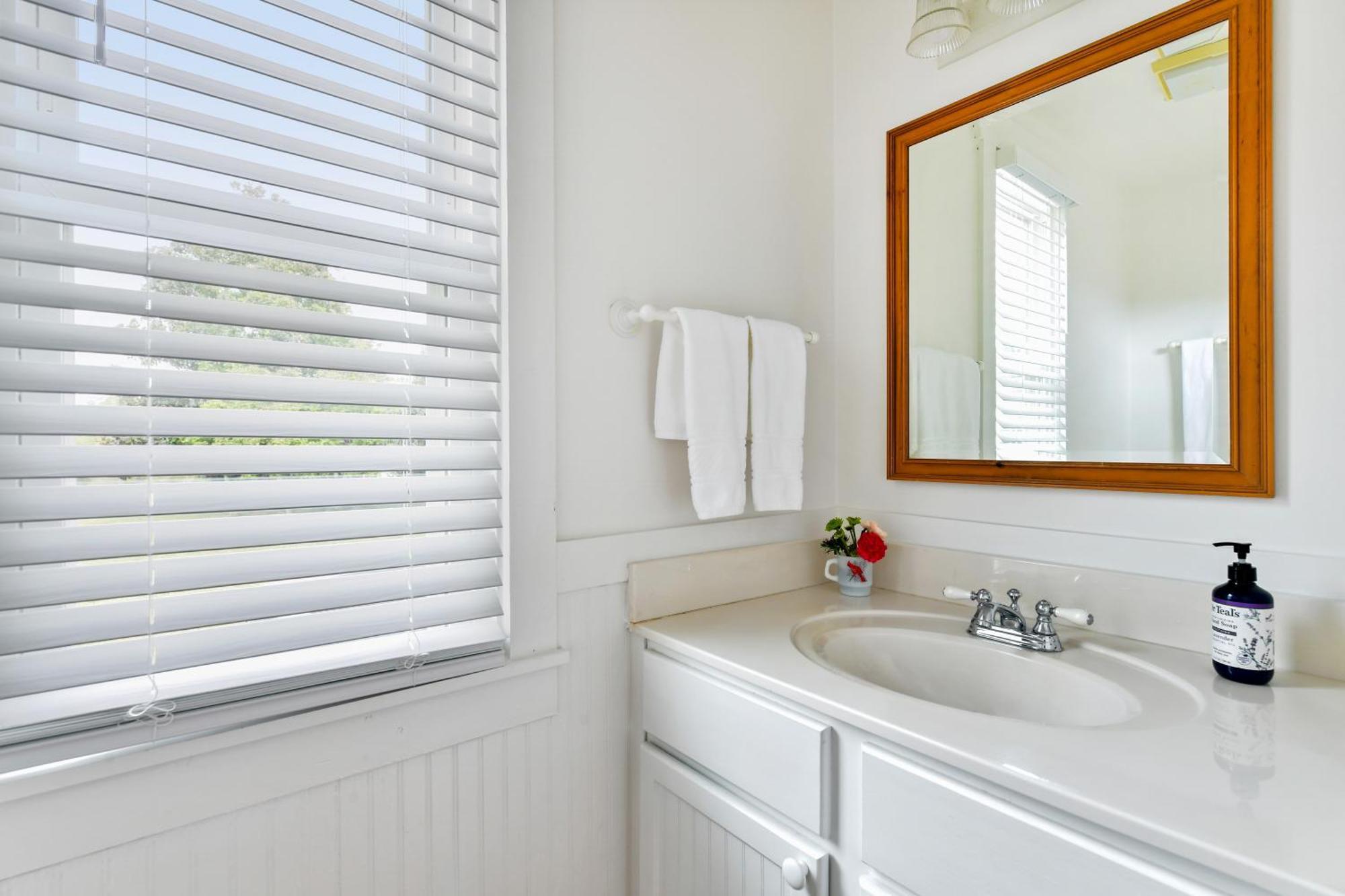 The Farmhouse Inn Buckhead Room photo